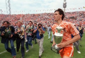 Soccer - 1988 European Championships - Final - Holland v USSR