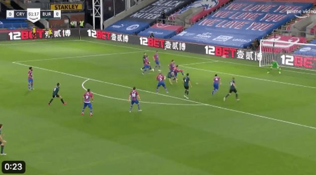 Video – Burnley ahead against Crystal Palace after sensational flying header from Ben Mee