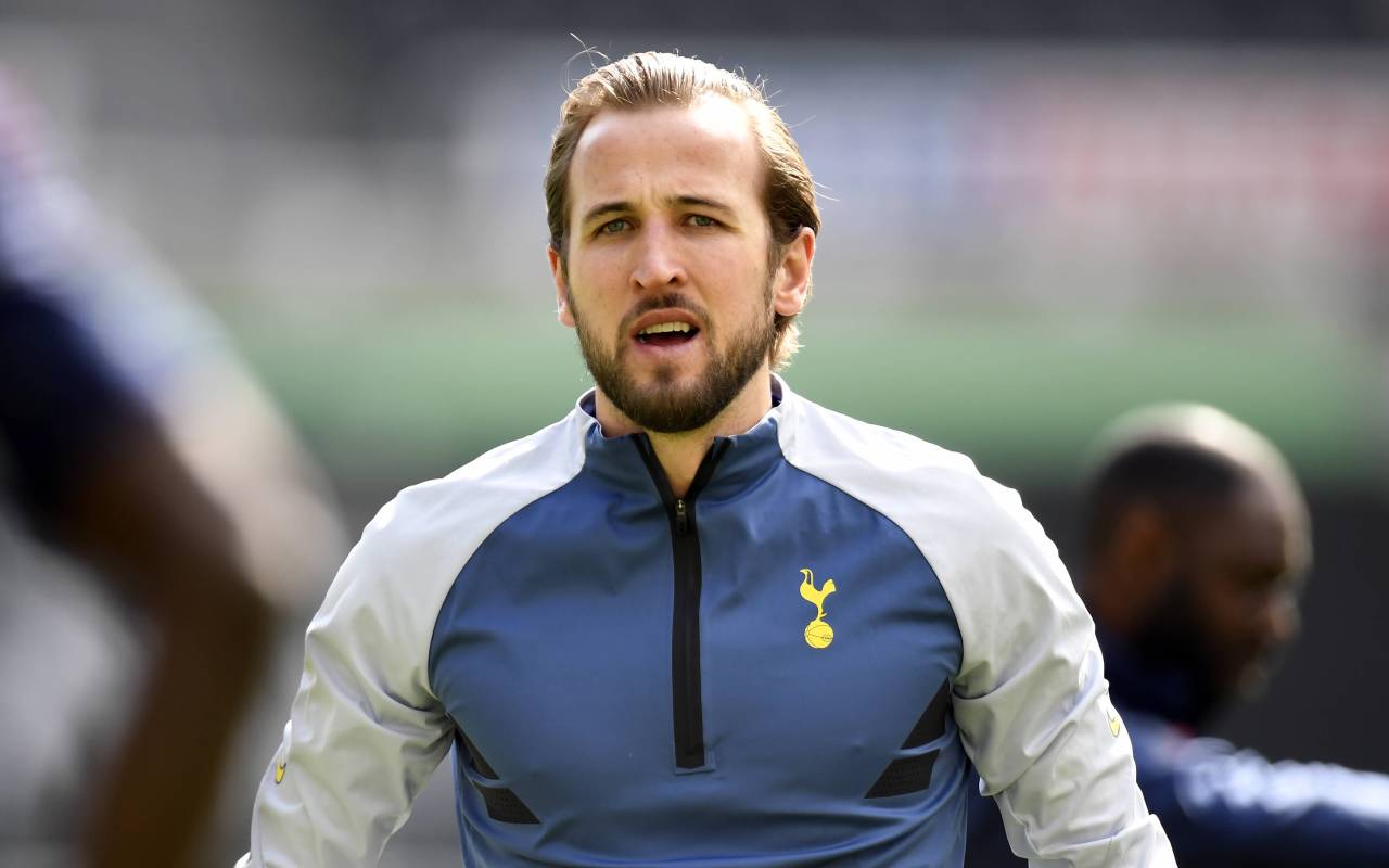 Harry Kane has spoken to Manchester City player about desire to complete transfer