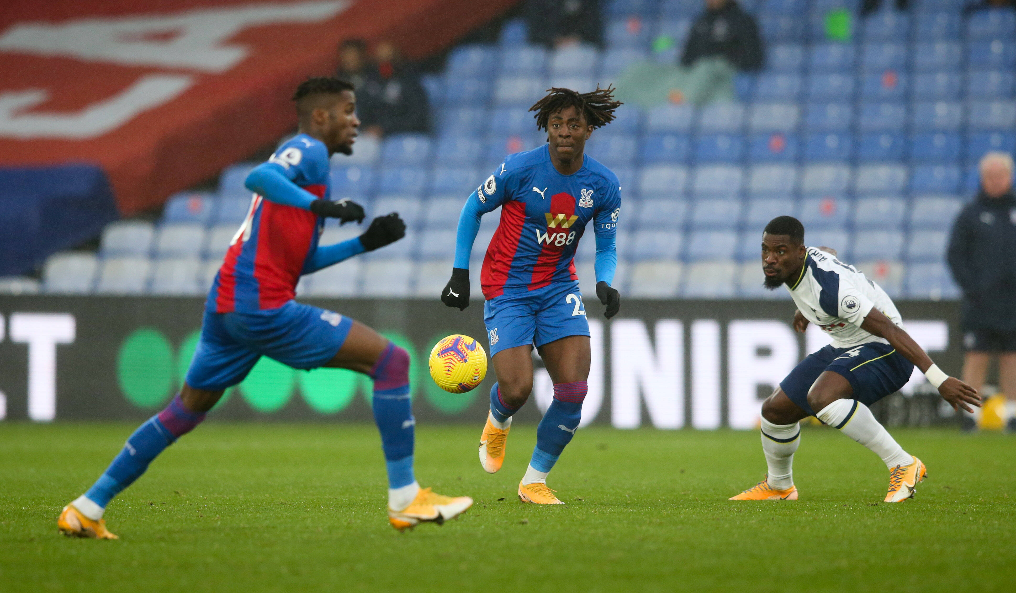 Crystal Palace on verge of agreeing contract with 24-year-old playmaker CaughtOffside