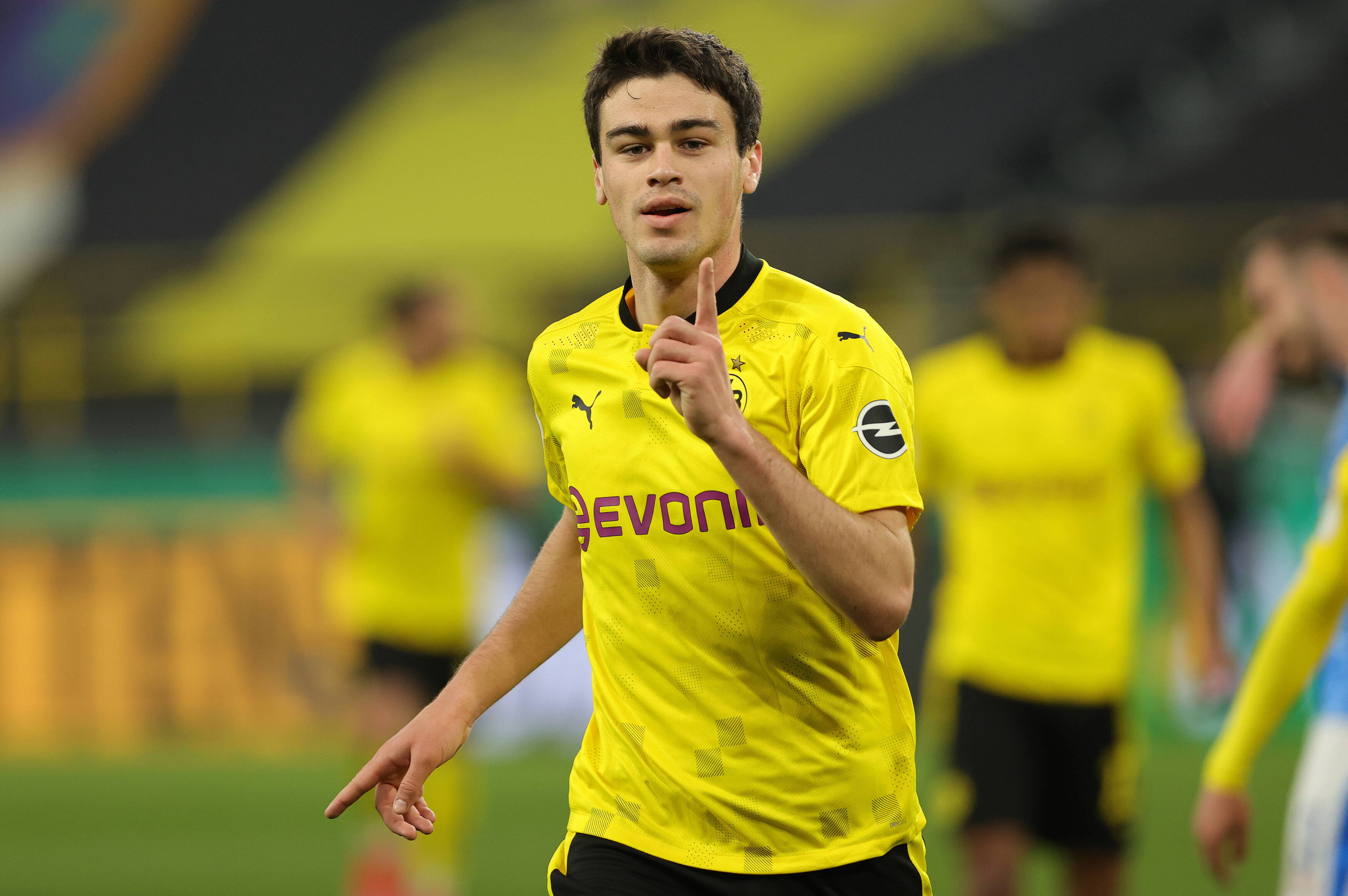 Chelsea’s Christian Pulisic comments on the potential of Borussia Dortmund’s Giovanni Reyna