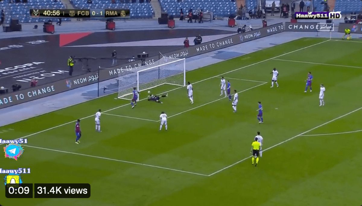 Video: Clumsy defensive effort from Real Madrid sees Luuk de Jong scuff a Barcelona equaliser home