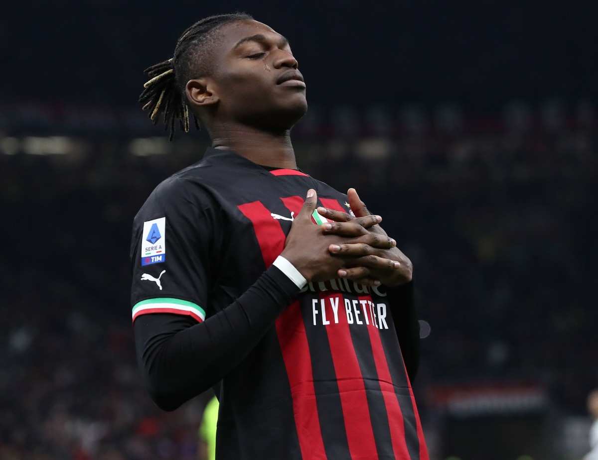 (Video) AC Milan handed major boost ahead of UCL semi-final second-leg CaughtOffside