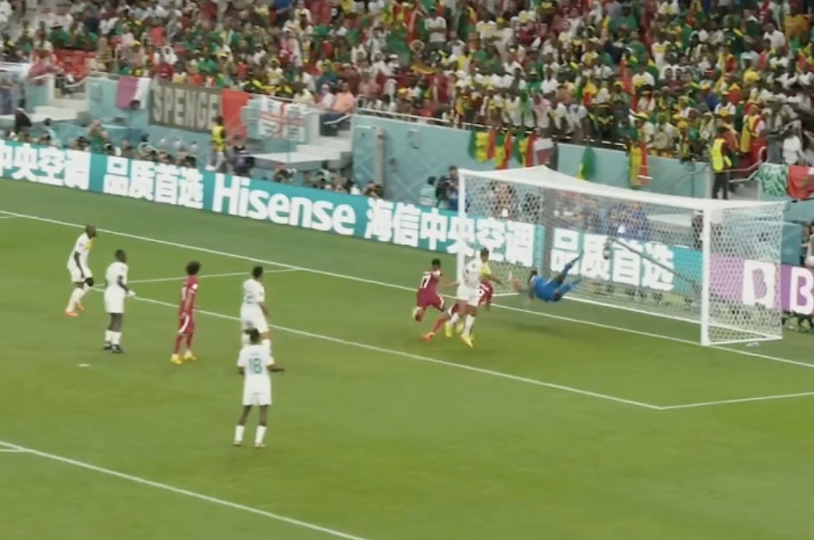 (Video) Edouard Mendy pulls off incredible diving save vs Qatar