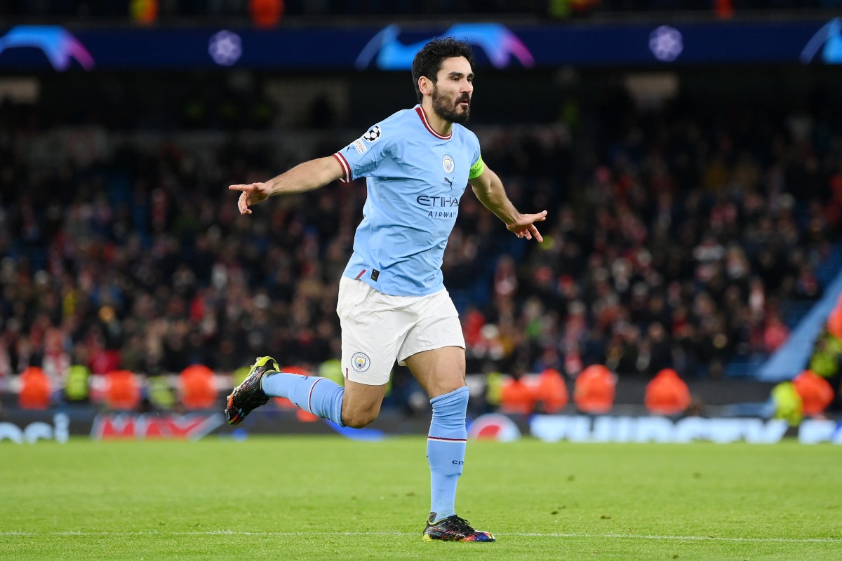 Manchester City willing to make new contract offer for midfielder who is attracting interest from Barcelona CaughtOffside