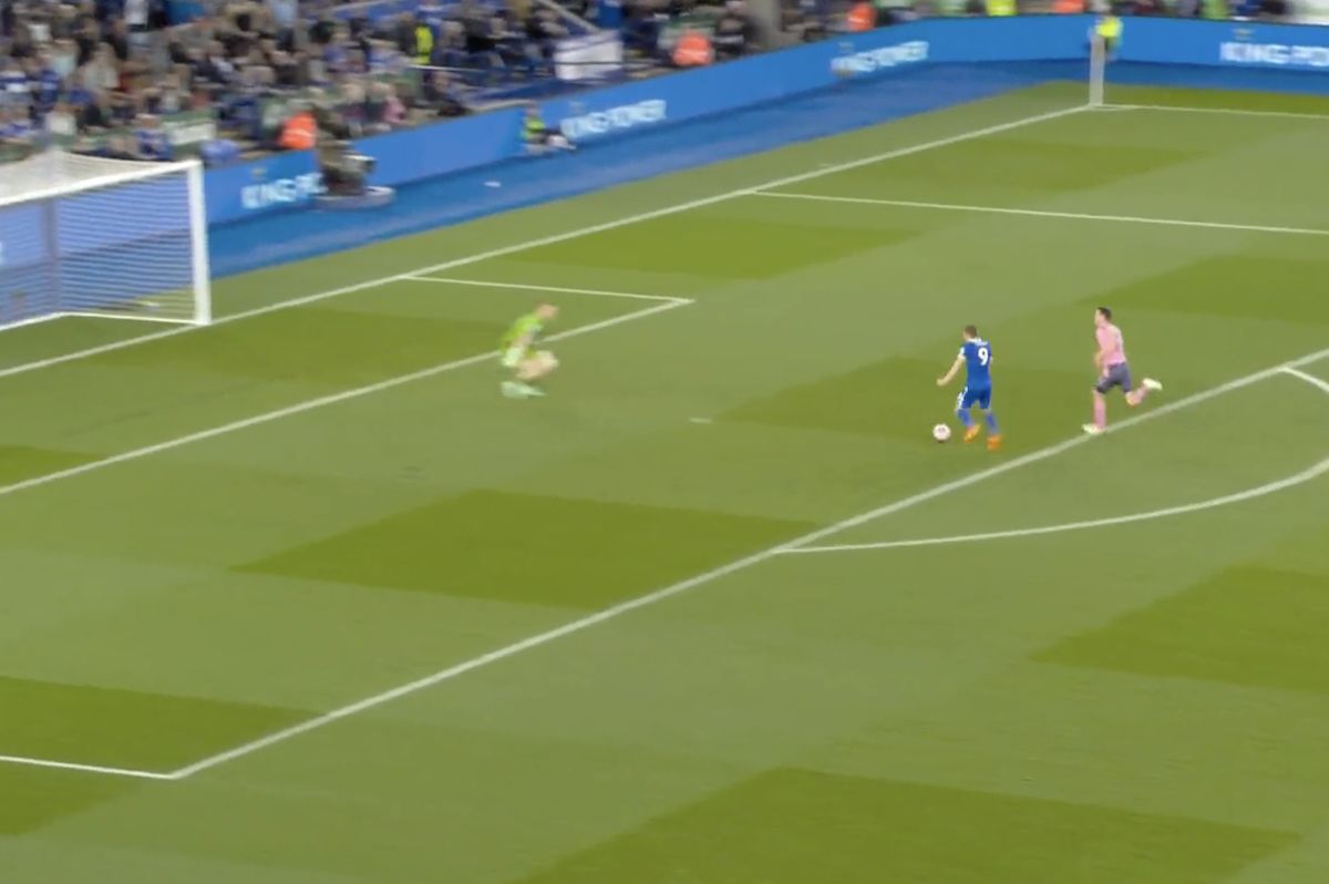 (Video) Jamie Vardy fires Leicester into first-half lead vs. Everton CaughtOffside