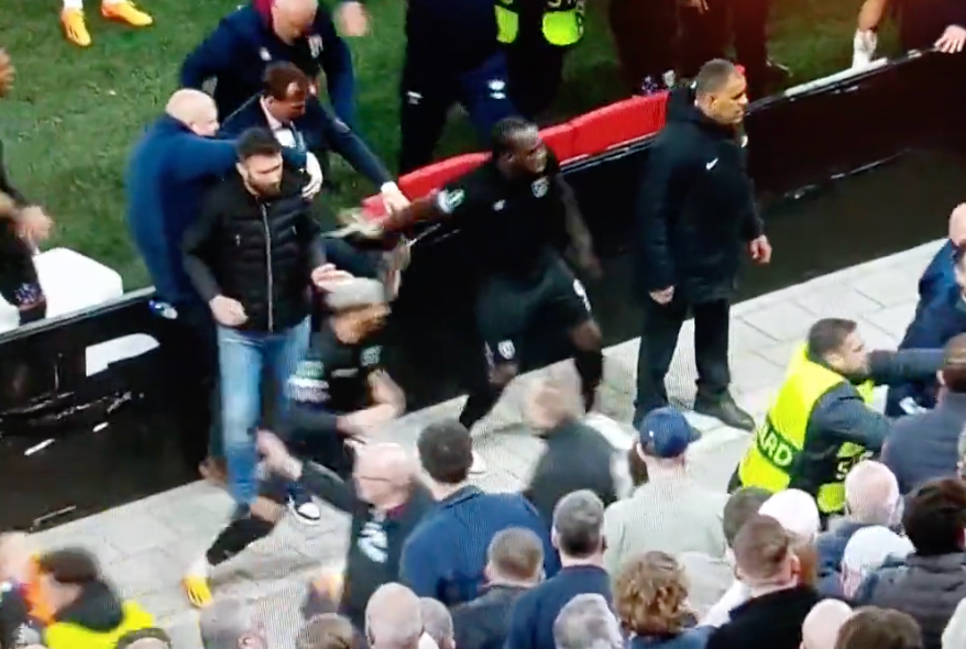 Video: West Ham players jump into stands as AZ Alkmaar ultras start fights in family area CaughtOffside