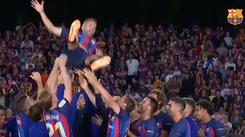 Video: Sergio Busquets and Jordi Alba given the bumps by Barcelona team-mates CaughtOffside