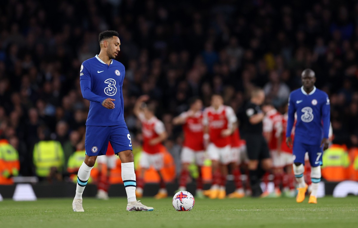 “Get him out” – Ex-Blue says Chelsea ace shouldn’t even train for the club again after “embarrassing” performance vs Arsenal CaughtOffside