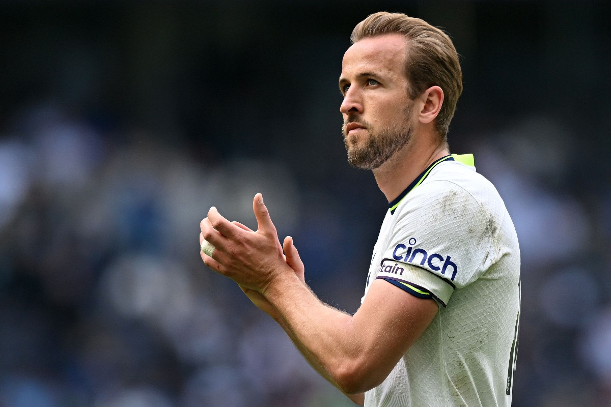 Transfer insider shares concern over who Harry Kane could be replaced with- calls it a “massive risk” CaughtOffside